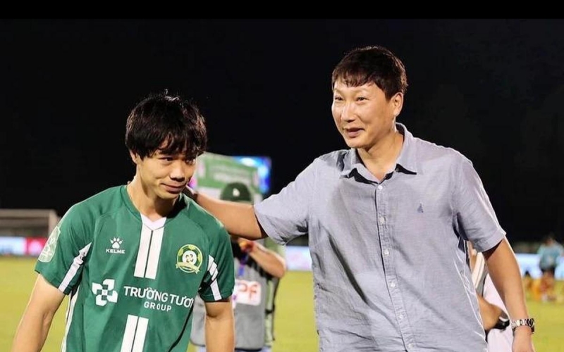 Công Phượng sắp thi đấu ở V-League vì lý do bất ngờ