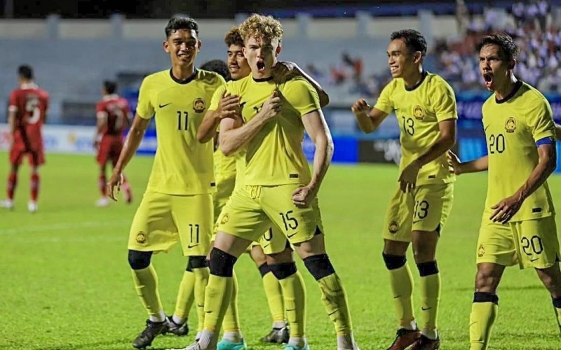 Malaysia gọi 2 cầu thủ nhập tịch đá giải U23 Đông Nam Á
