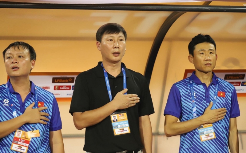 Chia tay ĐT Việt Nam, HLV Hàn Quốc có bến đỗ cực bất ngờ