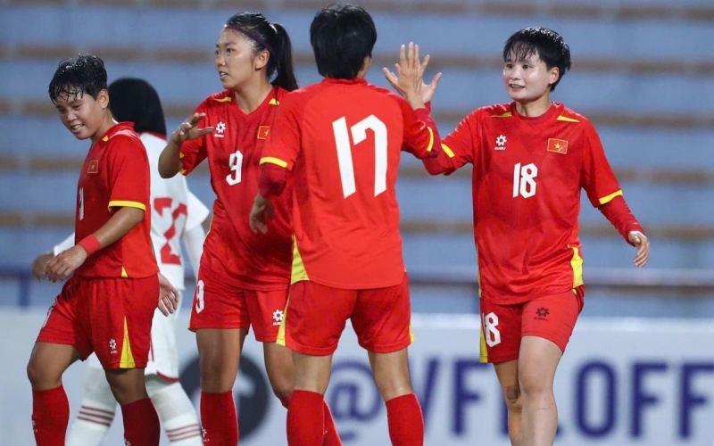 Trực tiếp nữ Việt Nam vs Malaysia, 18h30 hôm nay 5/12