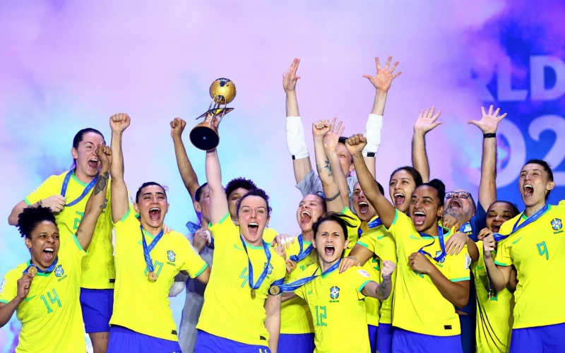 NÓNG: Đánh bại Bồ Đào Nha, Brazil lần đầu tiên vô địch World Cup