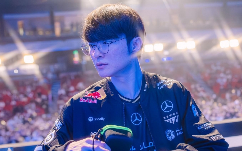 Trực tiếp CKTG LOL hôm nay 9/11: T1 giành chiến thắng 3-2 nghẹt thở