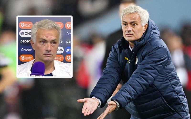 Mourinho: 'Biết trọng tài tệ vậy tôi đã không đến Thổ Nhĩ Kỳ'