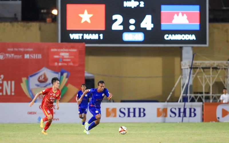 Mưa bàn thắng, siêu phẩm sút phạt ở Giải Công an, cảnh sát ASEAN 2025