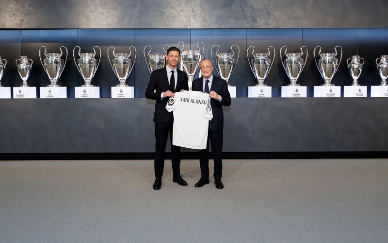 Xabi Alonso ra mắt Real, gửi thông điệp xúc động đến HLV Carlo Ancelotti