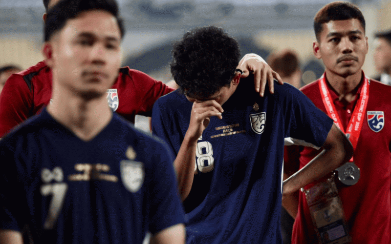 Tuyển Thái Lan bị đối thủ gây khó dễ vòng loại Asian Cup