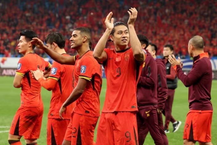 Truyền thông Trung Quốc 'mơ mộng' dự World Cup 2026 nếu Iran bị loại