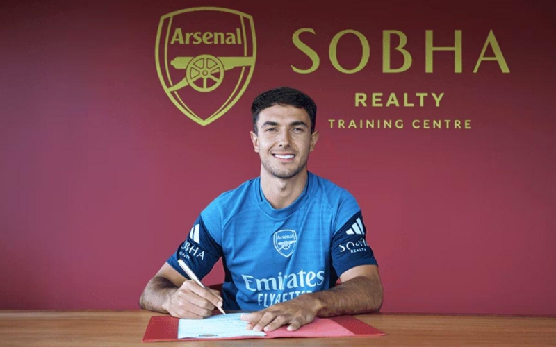 CHÍNH THỨC: Arsenal công bố 'bom tấn' Martin Zubimendi