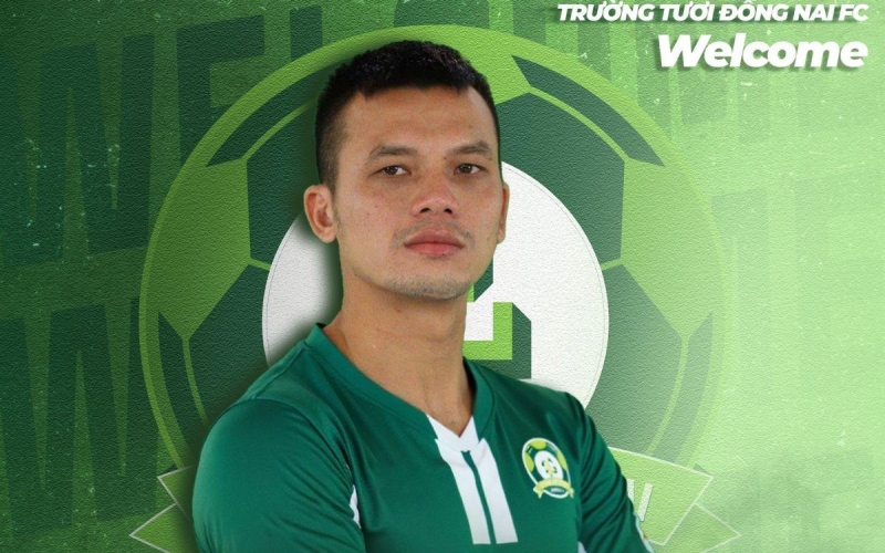 Cựu tuyển thủ quốc gia về chung đội với Công Phượng