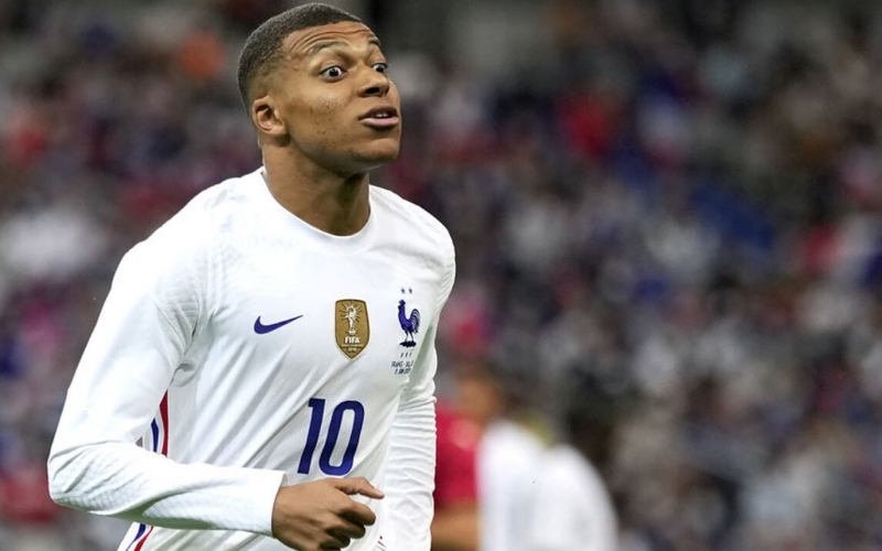 Chỉ vì Mbappe, ĐT Pháp sắp mất một nhà vô địch thế giới?