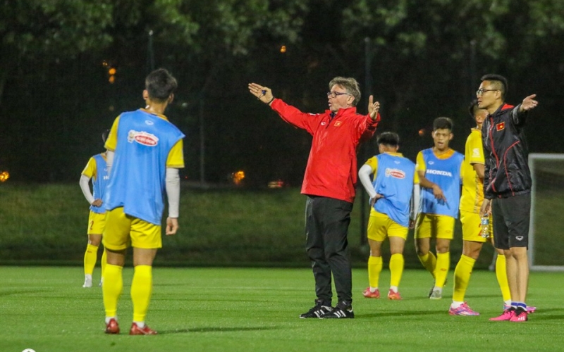 HLV Philippe Troussier căn dặn U23 Việt Nam điều cuối cùng trước khi đấu Iraq