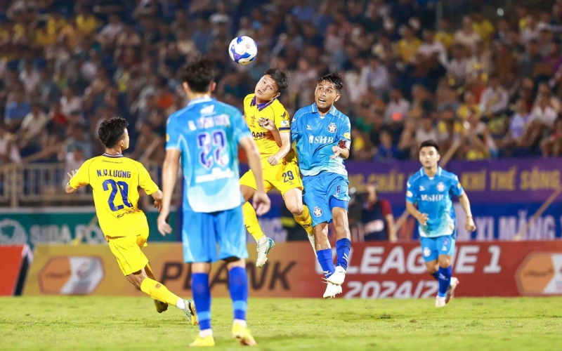 Trực tiếp SLNA 1-0 Đà Nẵng: Khai thông bế tắc