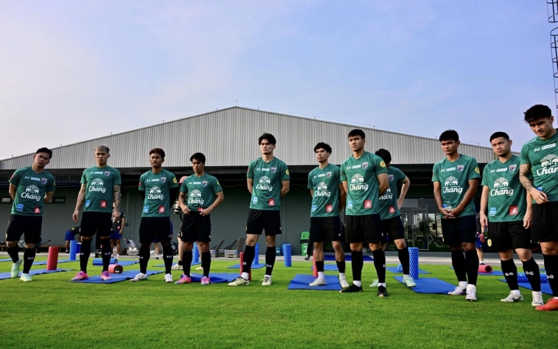 ĐT Thái Lan gặp muôn vàn khó khăn trước vòng loại Asian Cup