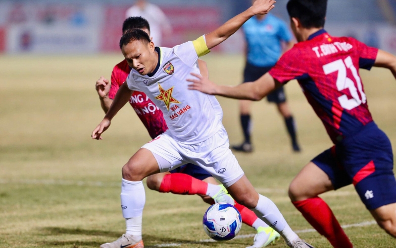 Trực tiếp CAHN 0-0 Hà Tĩnh: Khai cuộc hấp dẫn