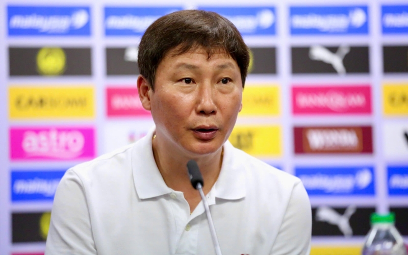 HLV Kim Sang Sik tạm chia tay ĐT Việt Nam