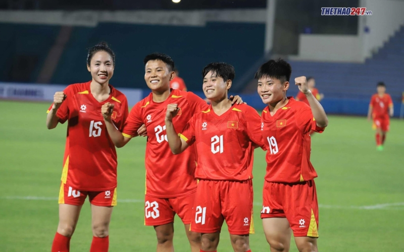 Trực tiếp Việt Nam 3-0 Maldives: Vạn Sự lập cú đúp