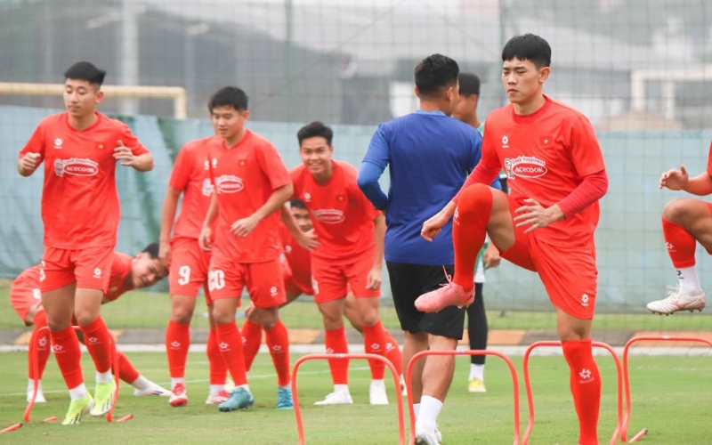 HLV Kim Sang Sik ra quyết định trước ngày chốt danh sách U23 Việt Nam