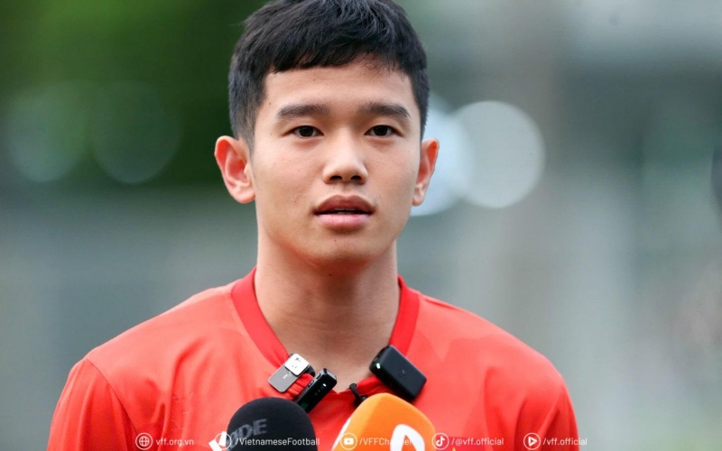 Hậu vệ U23 Việt Nam: 'HLV Kim Sang Sik không trách mắng tôi'