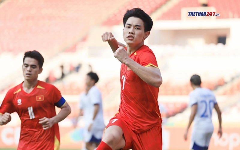 Trực tiếp U23 Việt Nam 1-1 U23 Philippines: Đình Bắc nổ súng