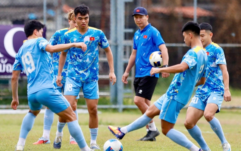 U22 Việt Nam nhận tin cực vui ở trận đấu U22 Malaysia