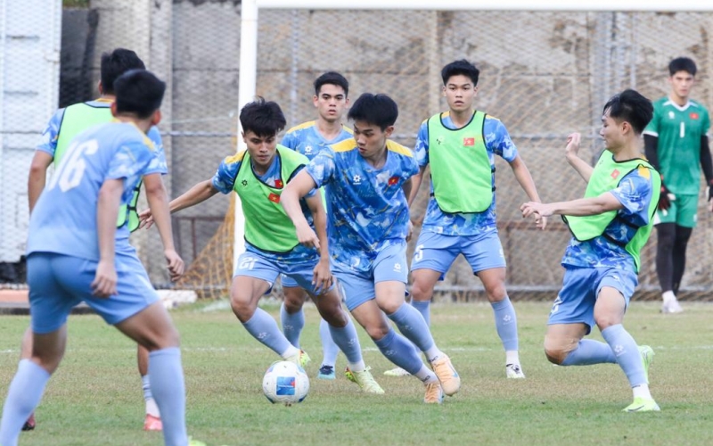 Sắp đương đầu Malaysia, HLV Kim Sang Sik nhận tin vui từ U22 Việt Nam