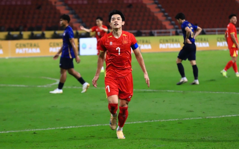 Đình Bắc: 'U22 Việt Nam là nhà vua Đông Nam Á'