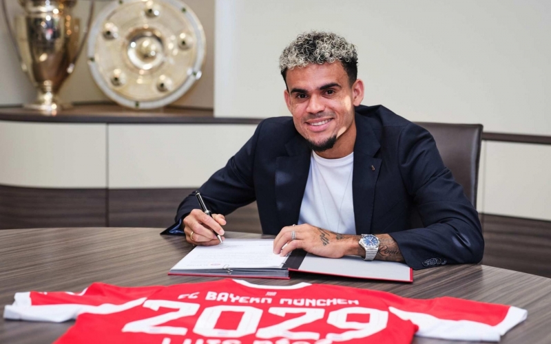 CHÍNH THỨC: Luis Diaz cập bến Bayern Munich