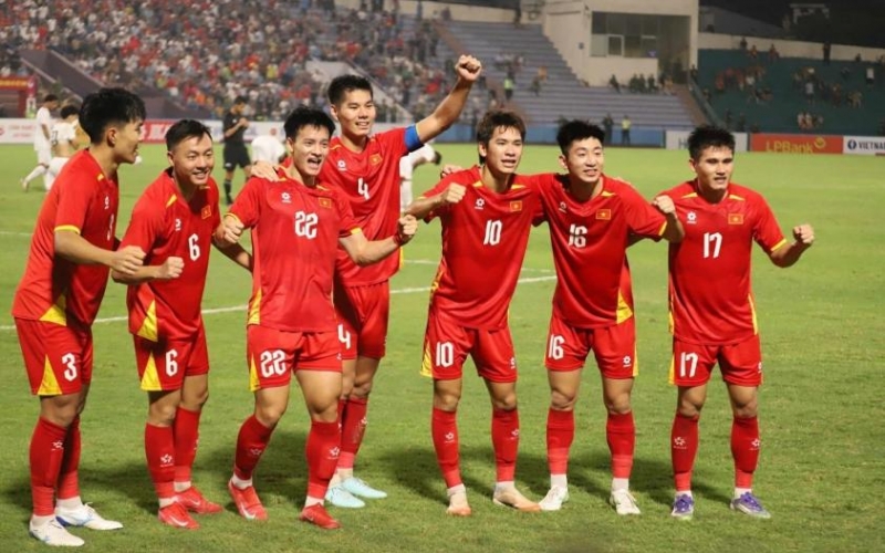 Chưa gặp Jordan, U23 Việt Nam đã có thể phải chấp người