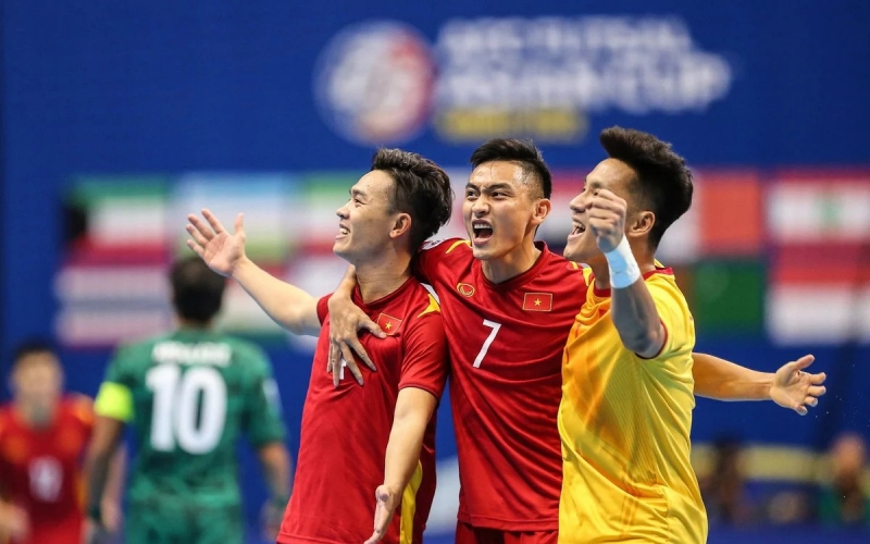 Trực tiếp futsal Việt Nam 2-2 Kyrgyzstan: Quá căng thẳng