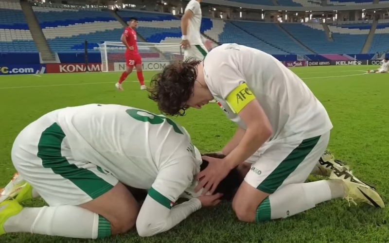 VIDEO: Cầu thủ Iraq khóc nức nở khi thắng U23 Việt Nam