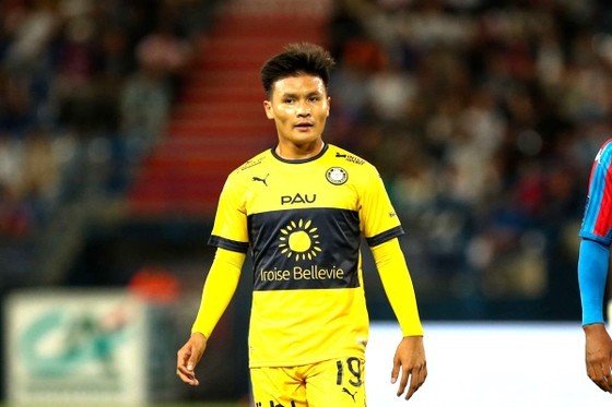Người đại diện lên tiếng, đã rõ khả năng Quang Hải rời Pau FC về Việt Nam