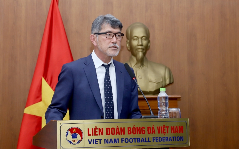 'Tướng' mới của LĐBĐ Việt Nam bất ngờ nhắc đến HLV Troussier