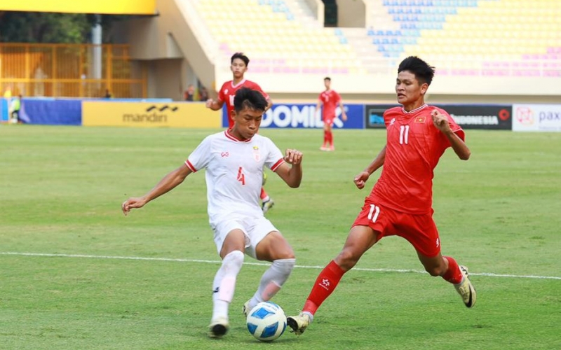 Thắng đậm Myanmar, U16 Việt Nam hiên ngang vào Bán kết