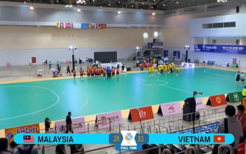 Thắng đậm Malaysia, Việt Nam vào bán kết SEA Games 33