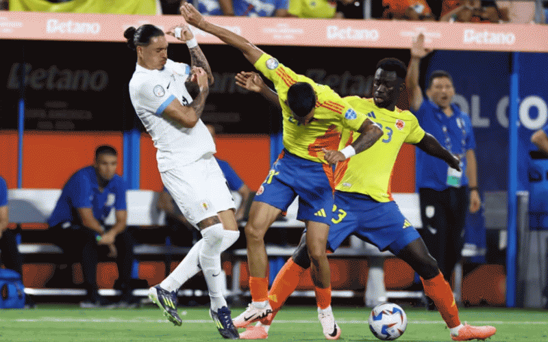 Trực tiếp Uruguay 0-1 Colombia: Giờ nghỉ giải lao