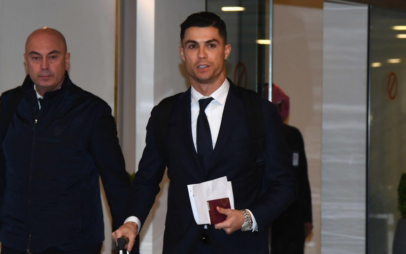 Bằng chứng cung cấp rõ ràng, Ronaldo nhận lịch hẹn ra tòa