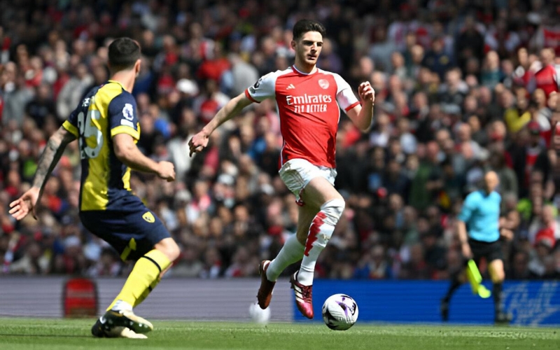 Trực tiếp Arsenal 1-0 Bournemouth: Saka mở tỉ số cho đội chủ nhà