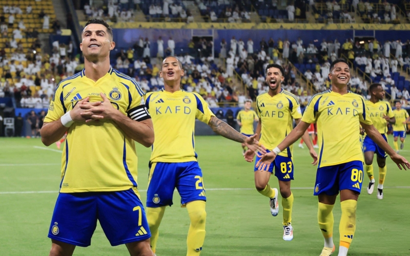 Ronaldo tỏa sáng, Al Nassr dễ dàng đánh bại Al Wehda