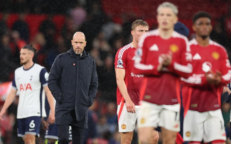 Ten Hag và 'mớ bòng bong' chưa lối thoát tại MU