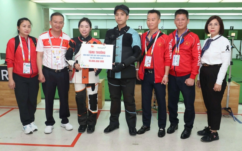 Bắn súng Việt Nam được 'thưởng nóng' sau khi giành HCV SEA Games