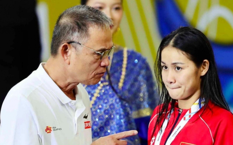 Giành HCB SEA Games, 'mỹ nhân bơi lội' rơi lệ sau câu nói của lãnh đạo