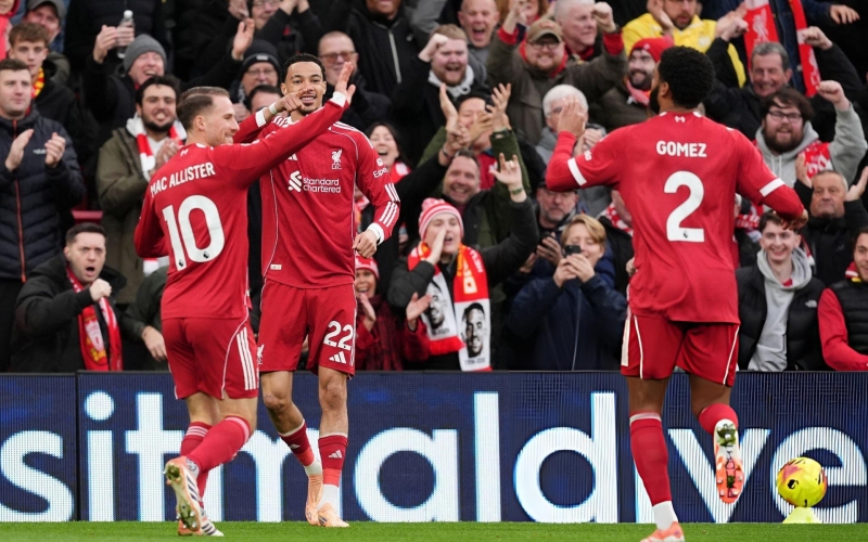 Trực tiếp Liverpool 1-0 Brighton: Bàn thắng sớm