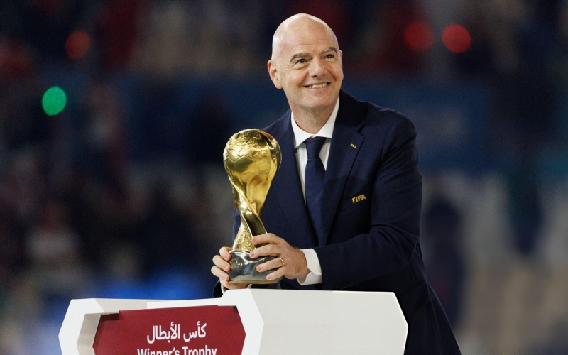 Chủ tịch FIFA thảo luận luật gây tranh cãi trước World Cup 2026