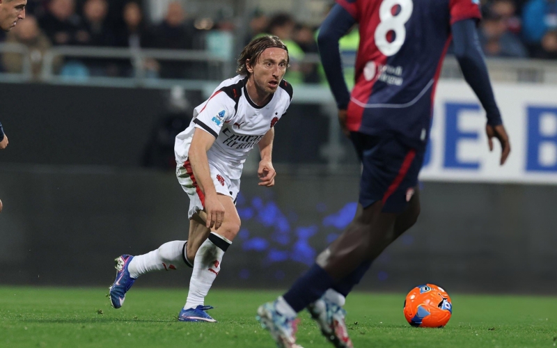 Luka Modric lại gánh AC Milan, xuất sắc nhất trận ở tuổi 40