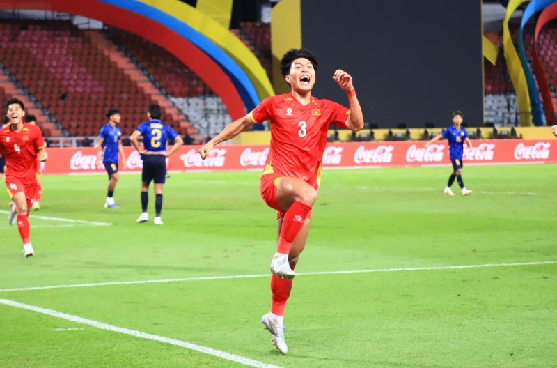 Trung vệ U22 Việt Nam chia sẻ cảm xúc sau khi giành HCV SEA Games