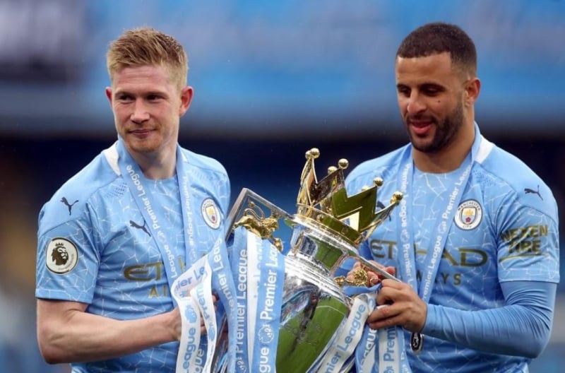 Phớt lờ Kevin De Bruyne, Kyle Walker gọi tên cầu thủ xuất sắc nhất Man City