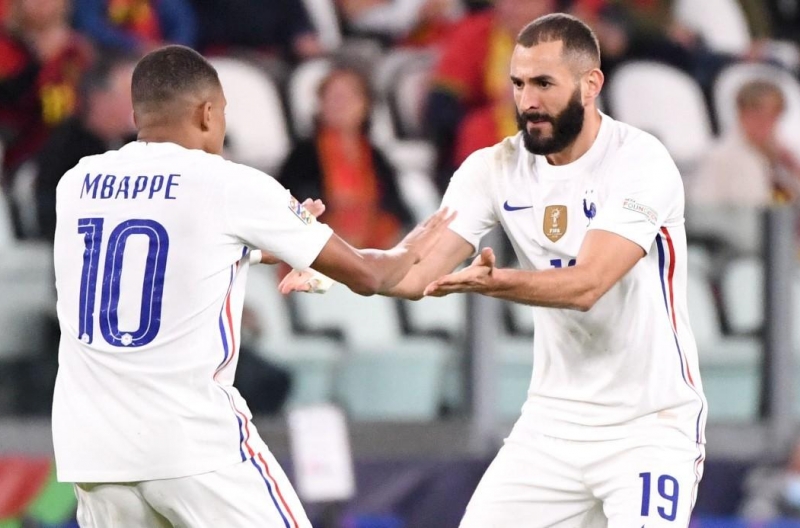 Benzema nói thẳng điểm yếu của Mbappe ở Real Madrid