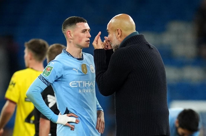 Tiết lộ: Pep Guardiola 'nổi điên' với Phil Foden sau trận hòa lịch sử