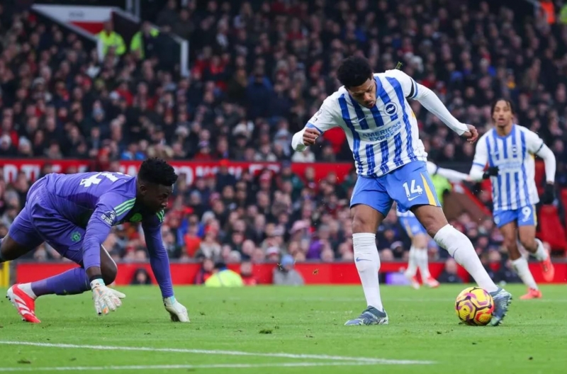 4 ngôi sao Man Utd 'quay lưng' với Onana