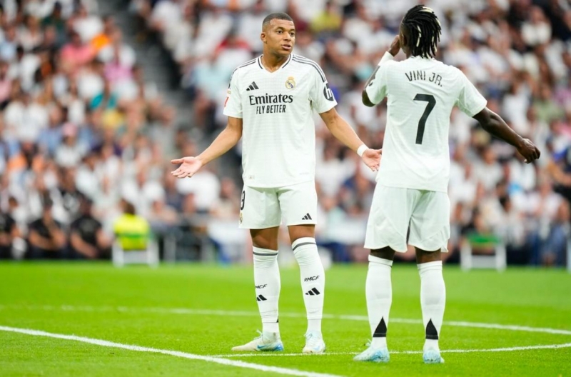 Real Madrid sẽ kỷ luật Mbappe và Vinicius